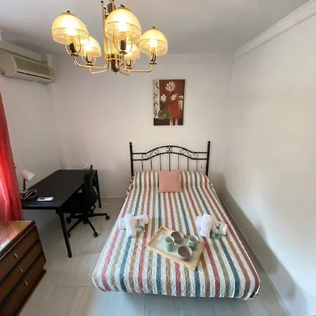 Apto. Barragan, Playa De La Cachucha. Wifi, A/c Apartment *